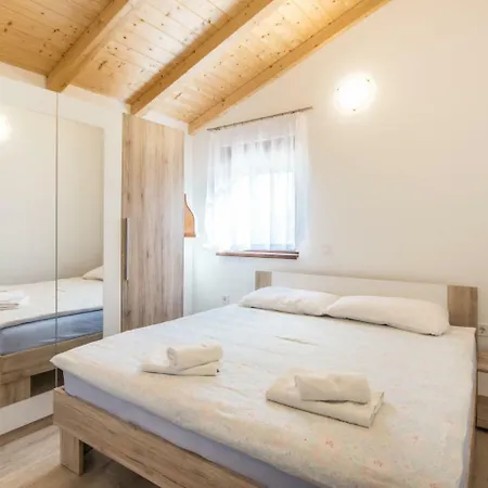 Attractive With Pool Bubble Bath Patio Courtyard Holiday home Barbariga